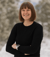 Lynn Baumgartner Headshot